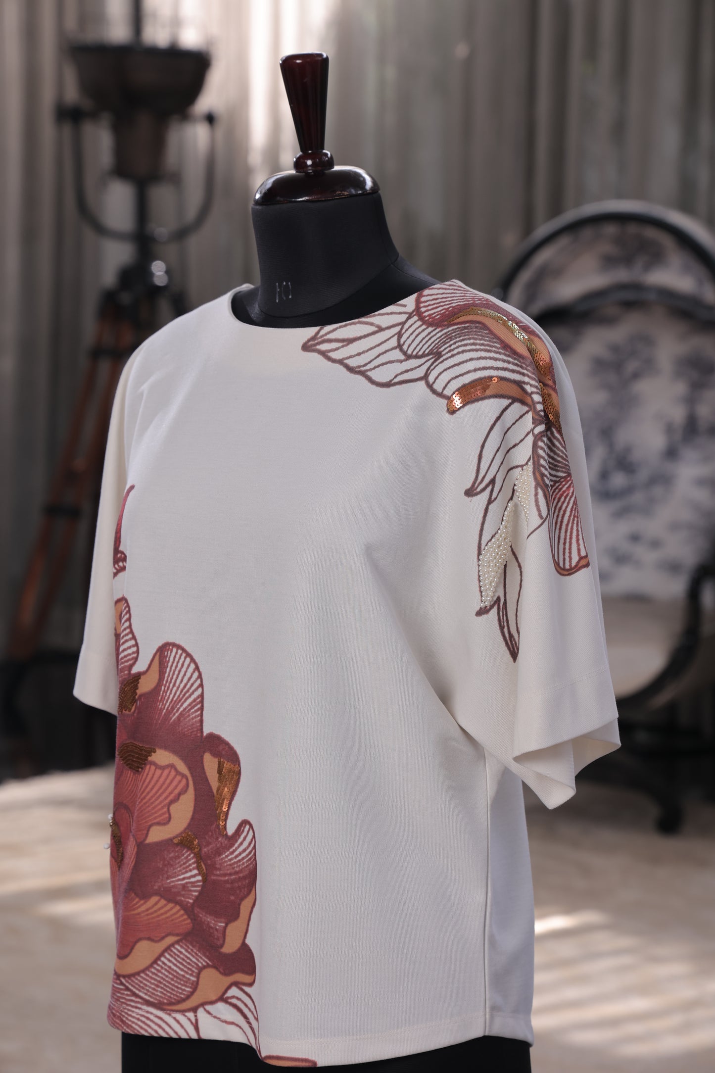 Corolla Embrace Tee