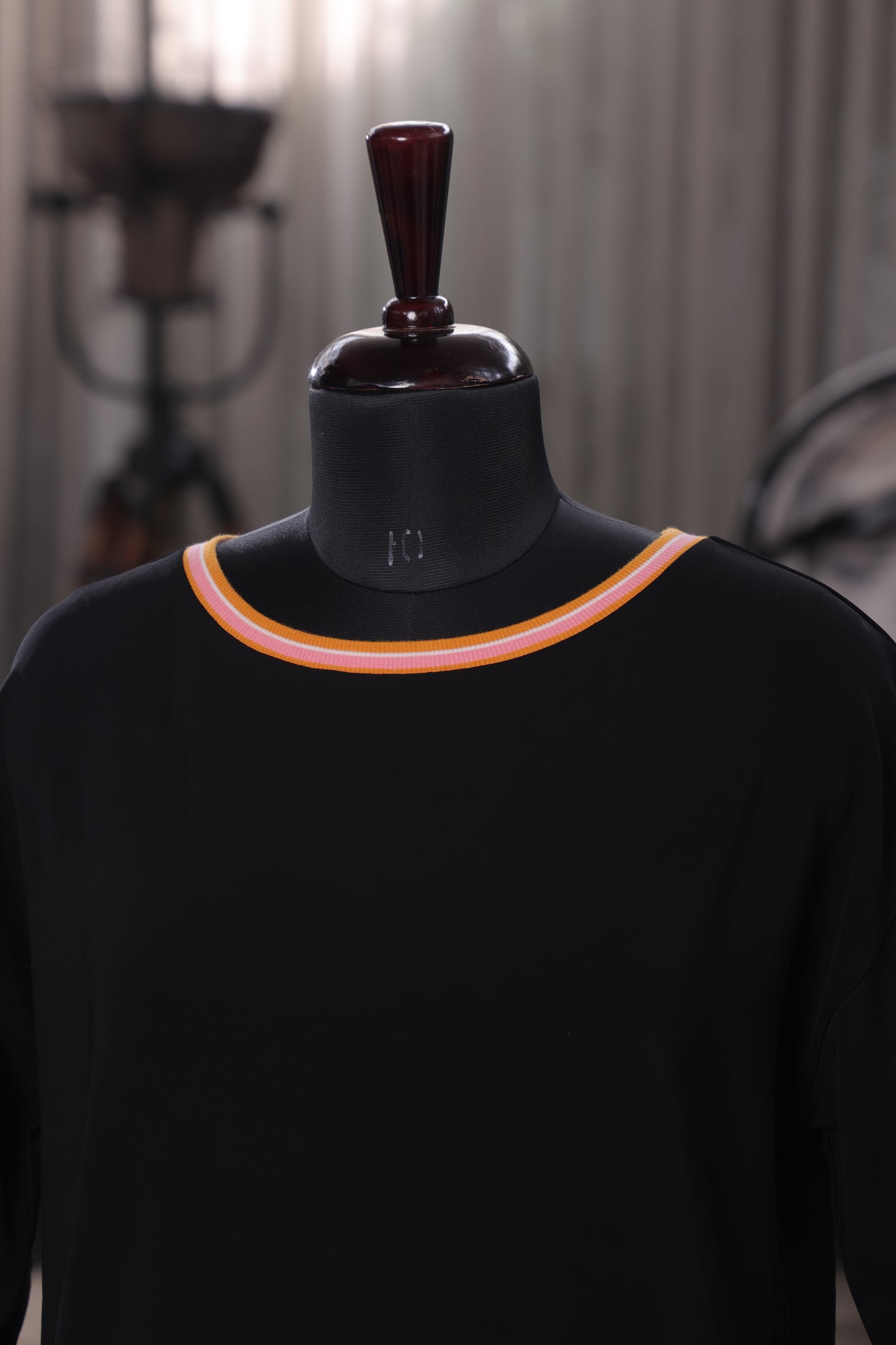 Shadow Comfort Top