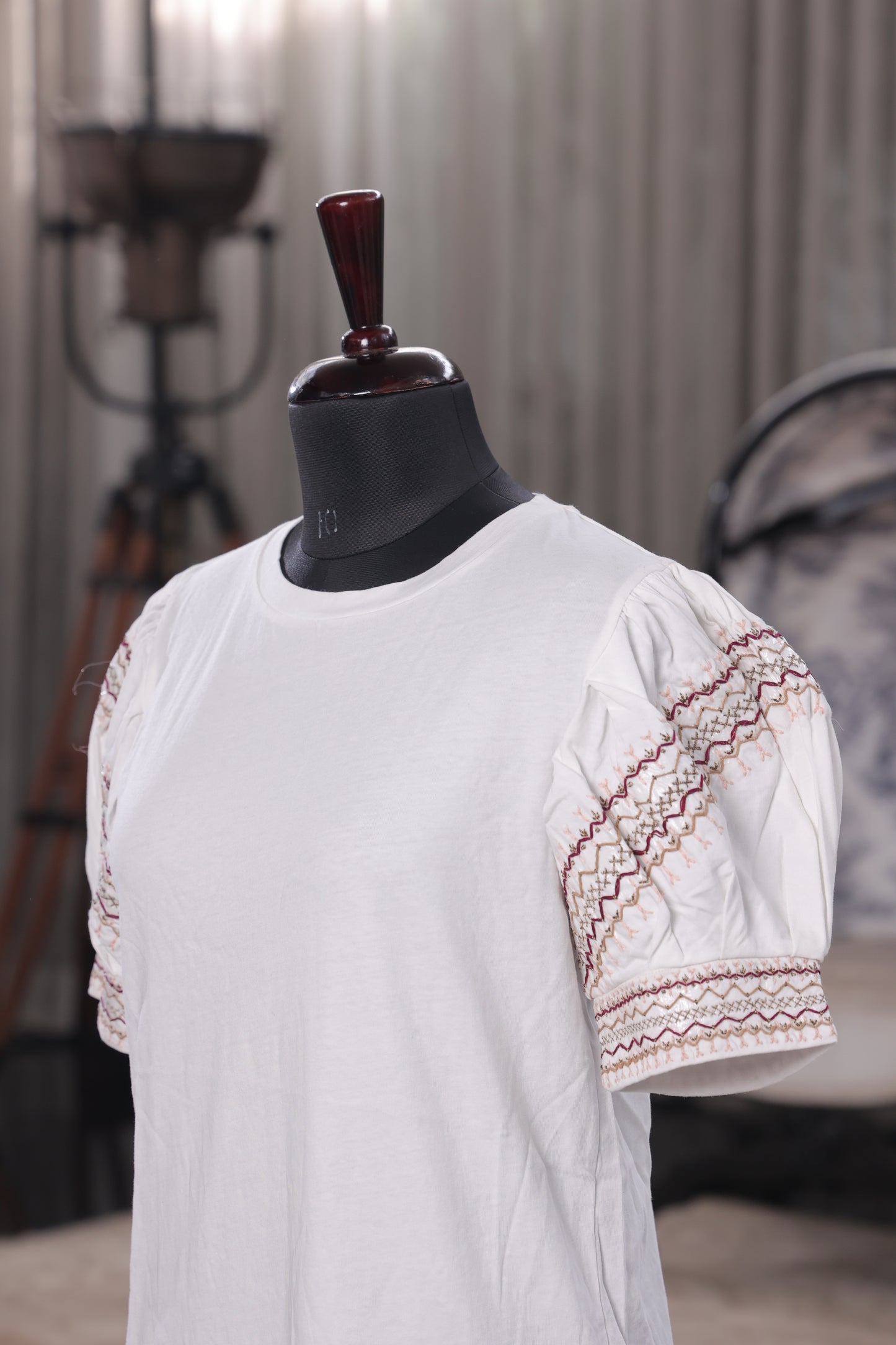 Snowveil Statement Top