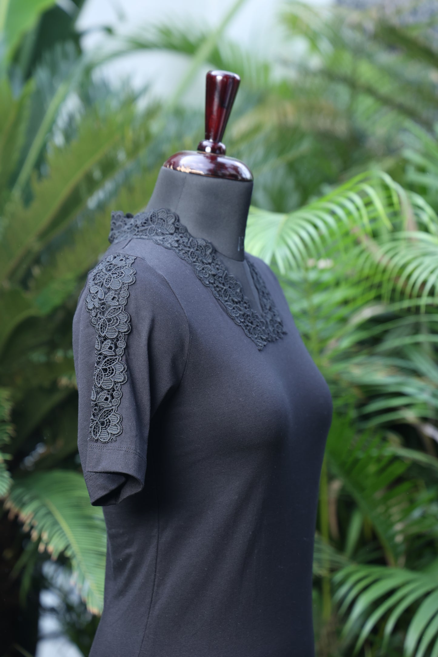 Noir Lace