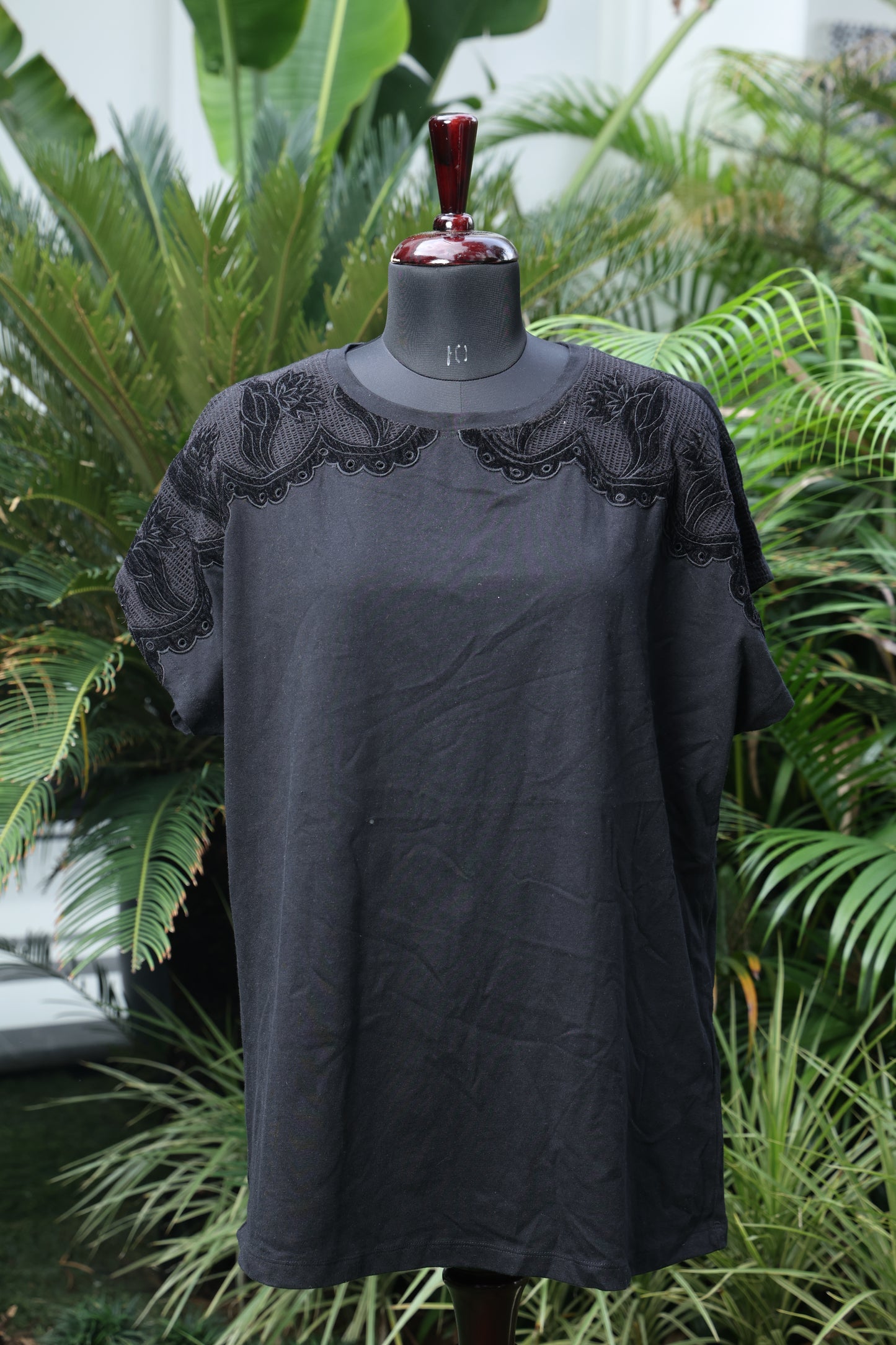 Noir Lace Elegance