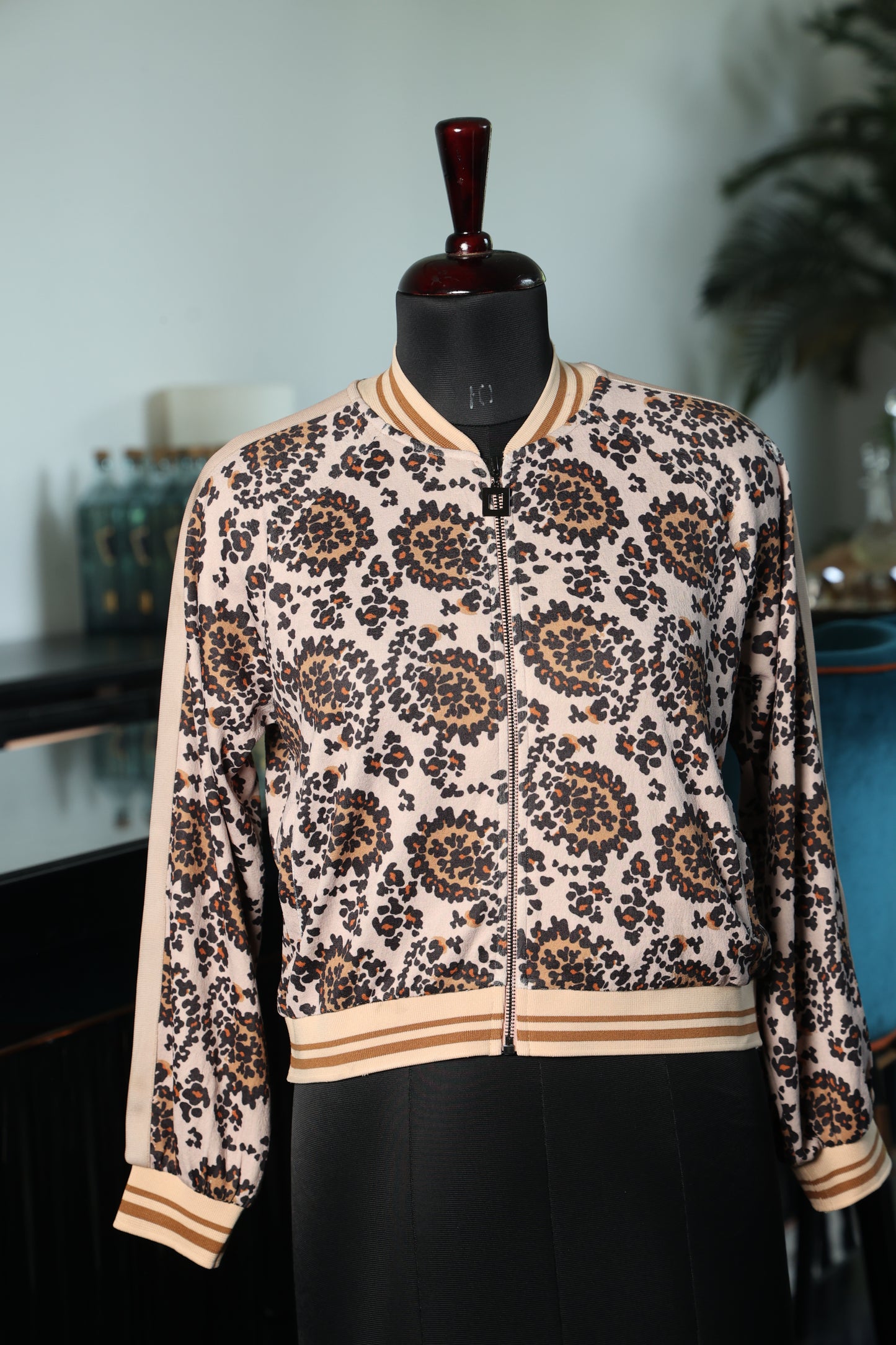 Savanna Bomber