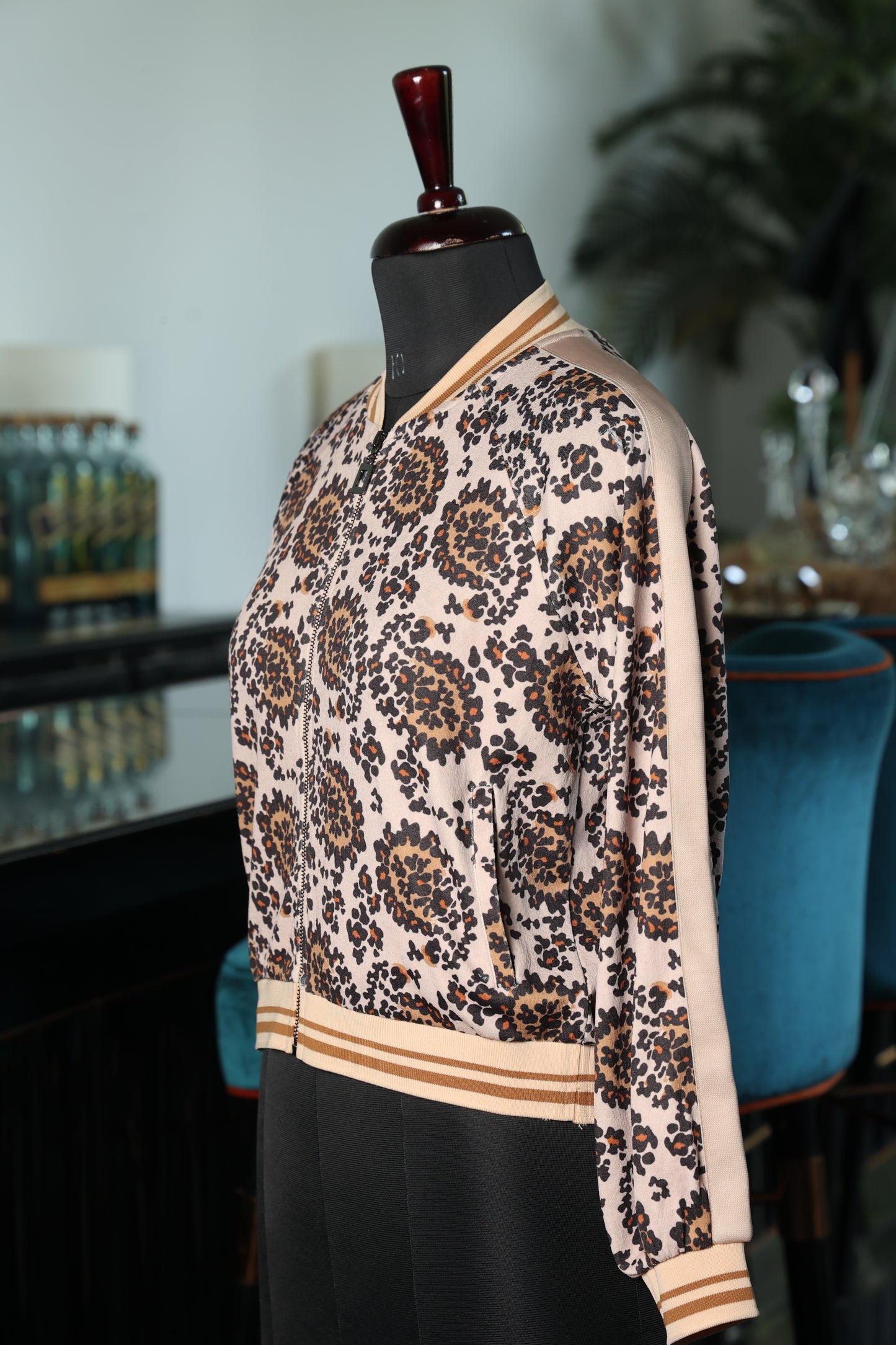Savanna Bomber