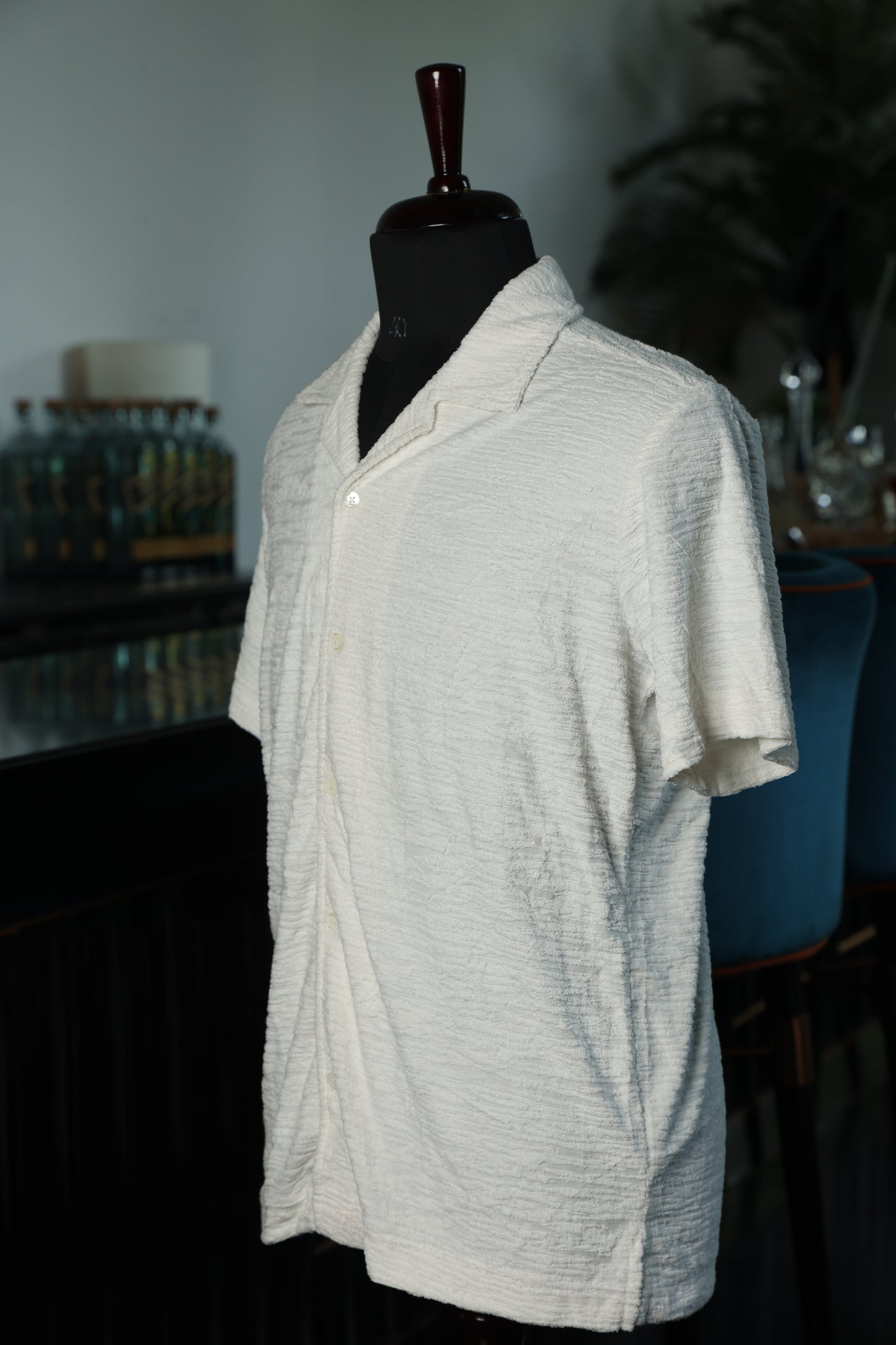 White Texture Essential