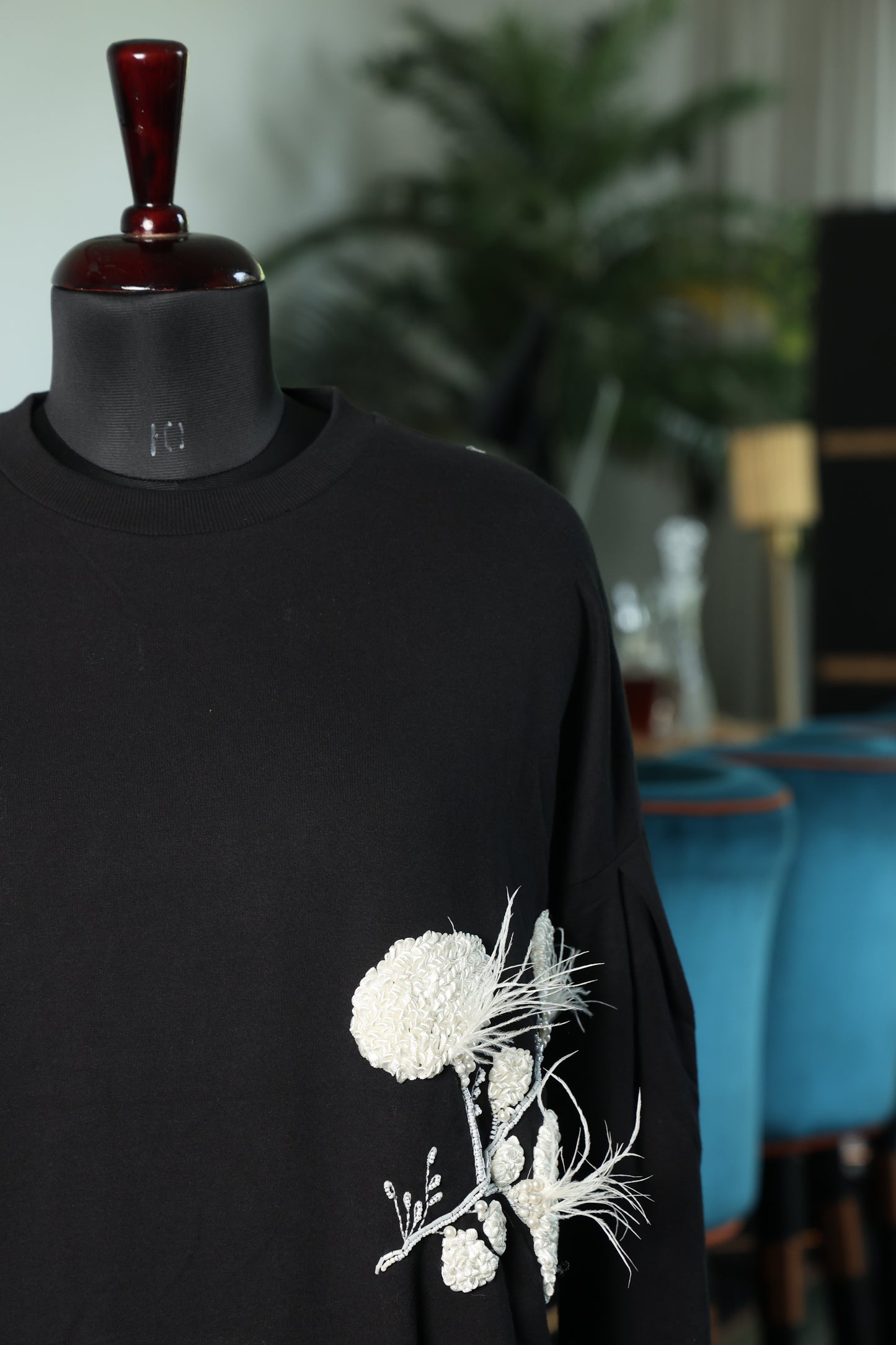 Floral Noir Sweatshirt