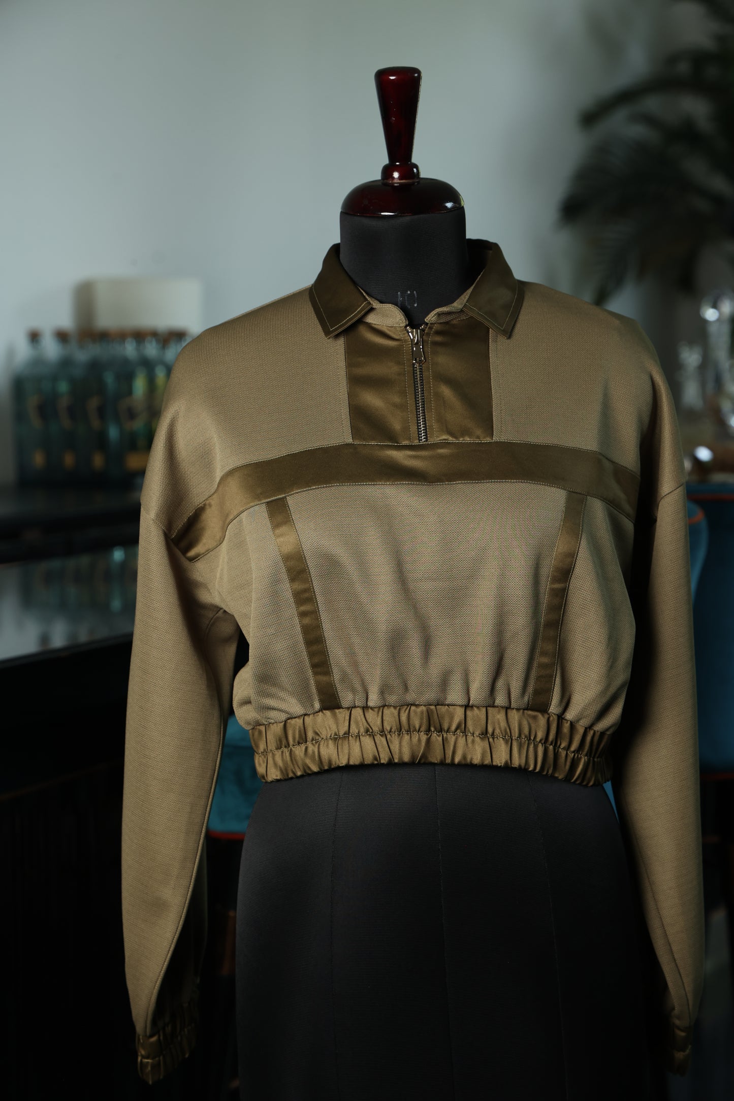 Safari Cropped Sweatshirt