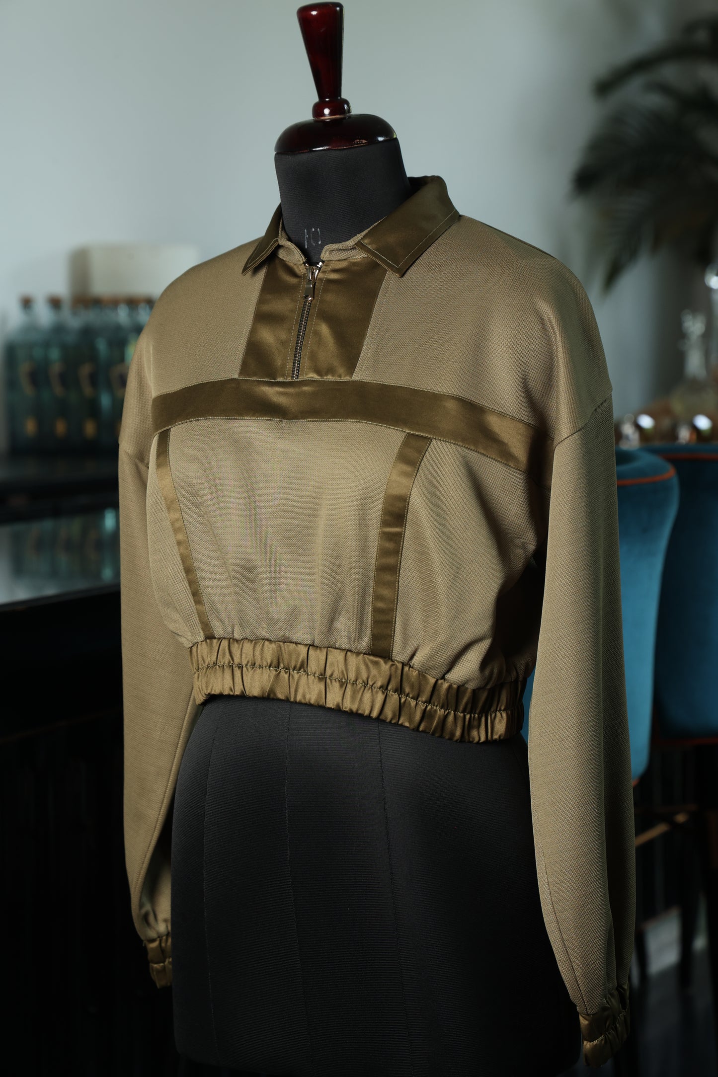 Safari Cropped Sweatshirt