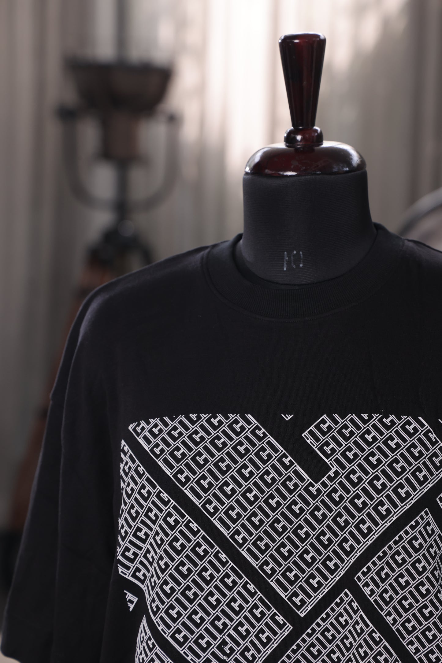Noir Snap Tee