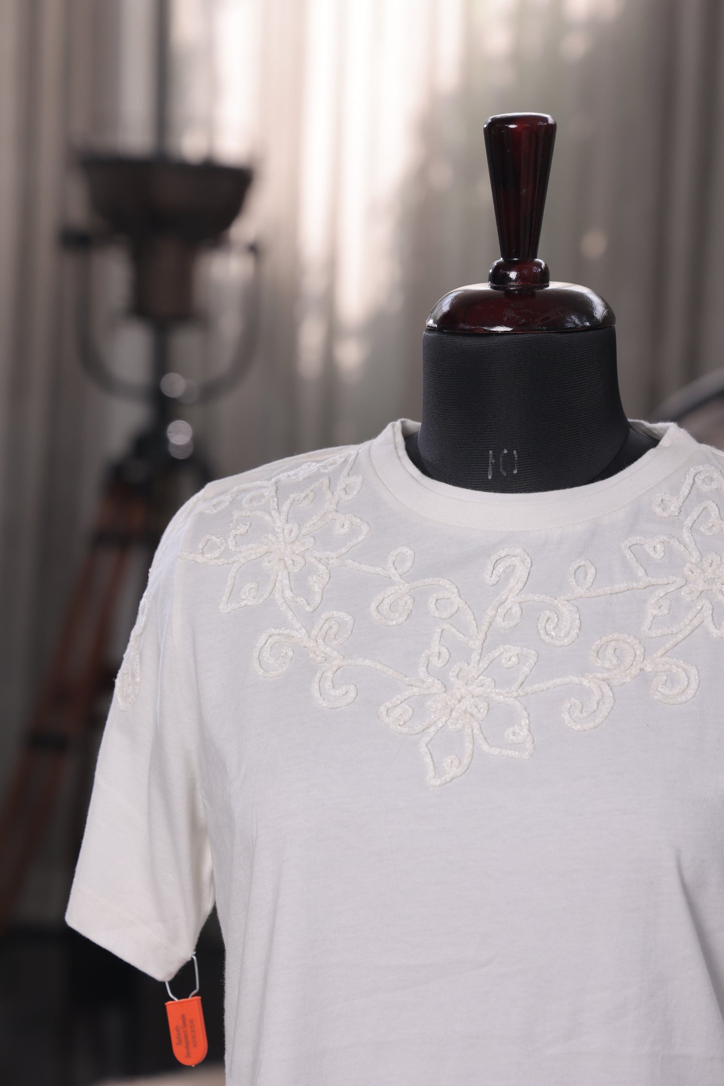 Snow-Thread Tee