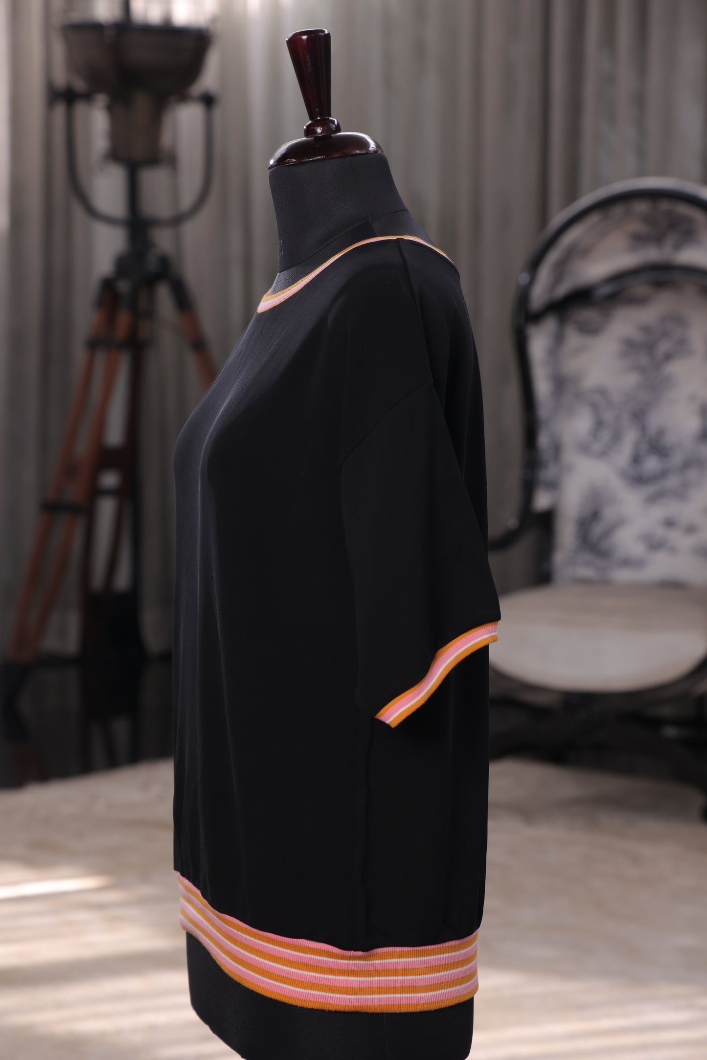 Shadow Comfort Top