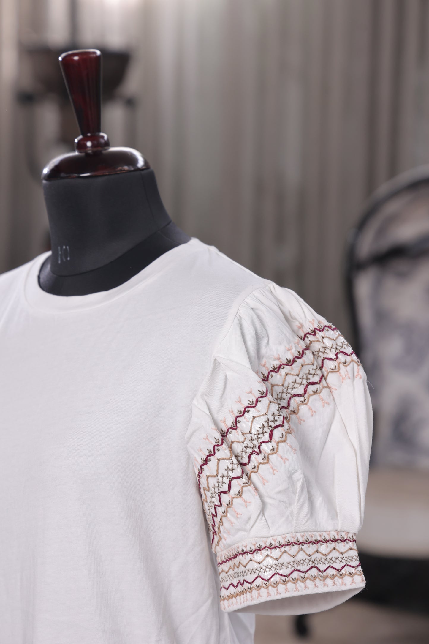 Snowveil Statement Top