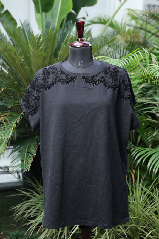 Noir Lace Elegance
