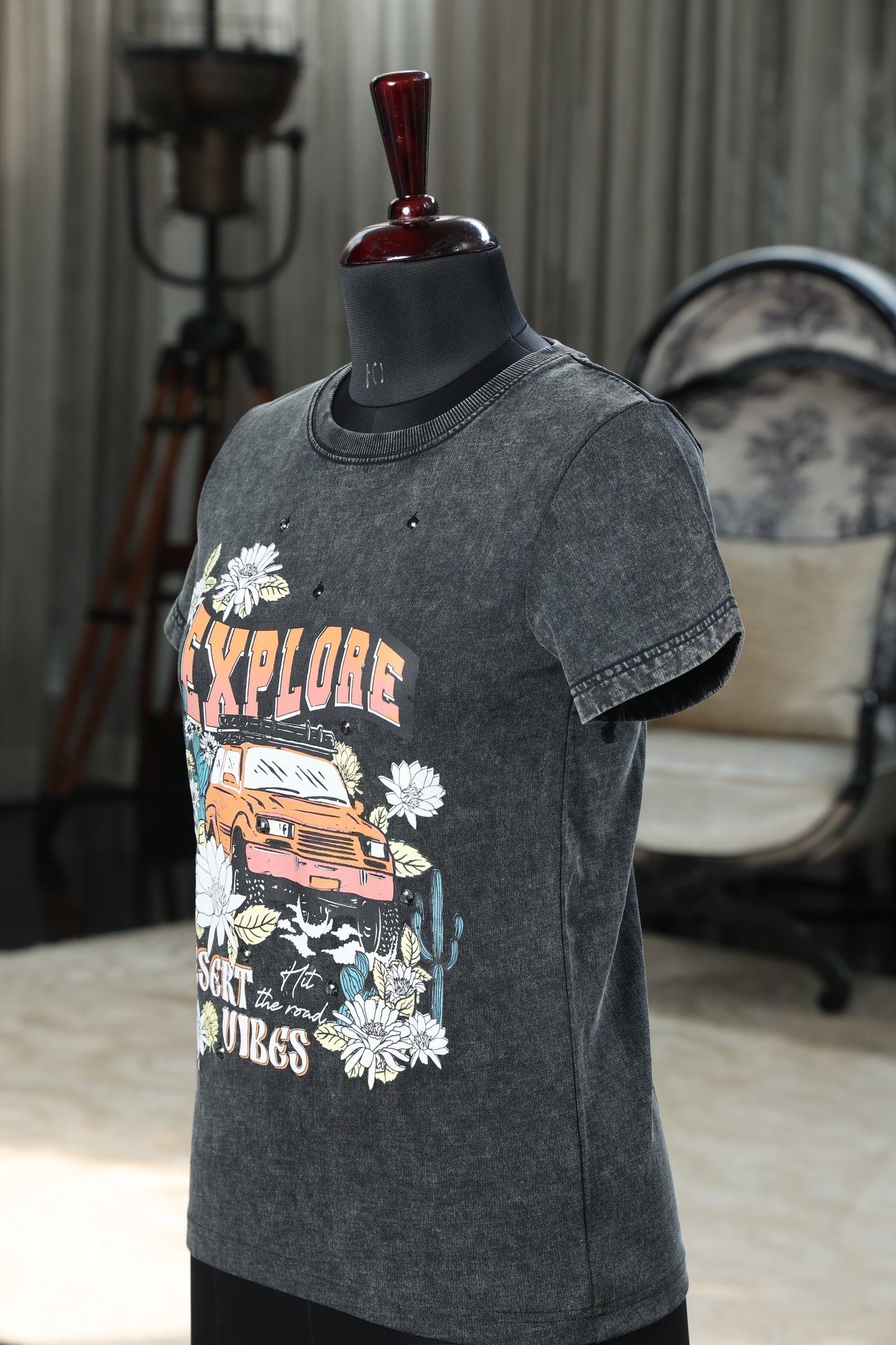 Wonderland Tee
